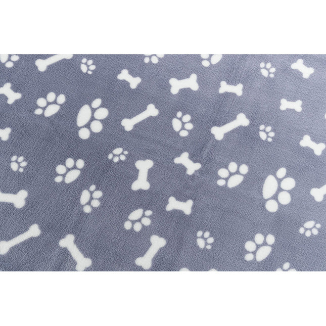 blauwe hondendeken met leuke prints van heerlijk zacht pluche van trixie, ook geschikt voor honden met allergieën