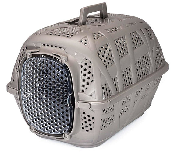 Een grijze Imac - Reismand Carry Sport kattenmand met ventilatiegaten, geschikt voor kleine honden en katten.