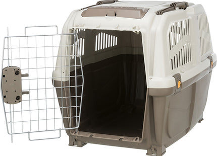 Een Skudo - Transportbox IATA voor honden met open deur.